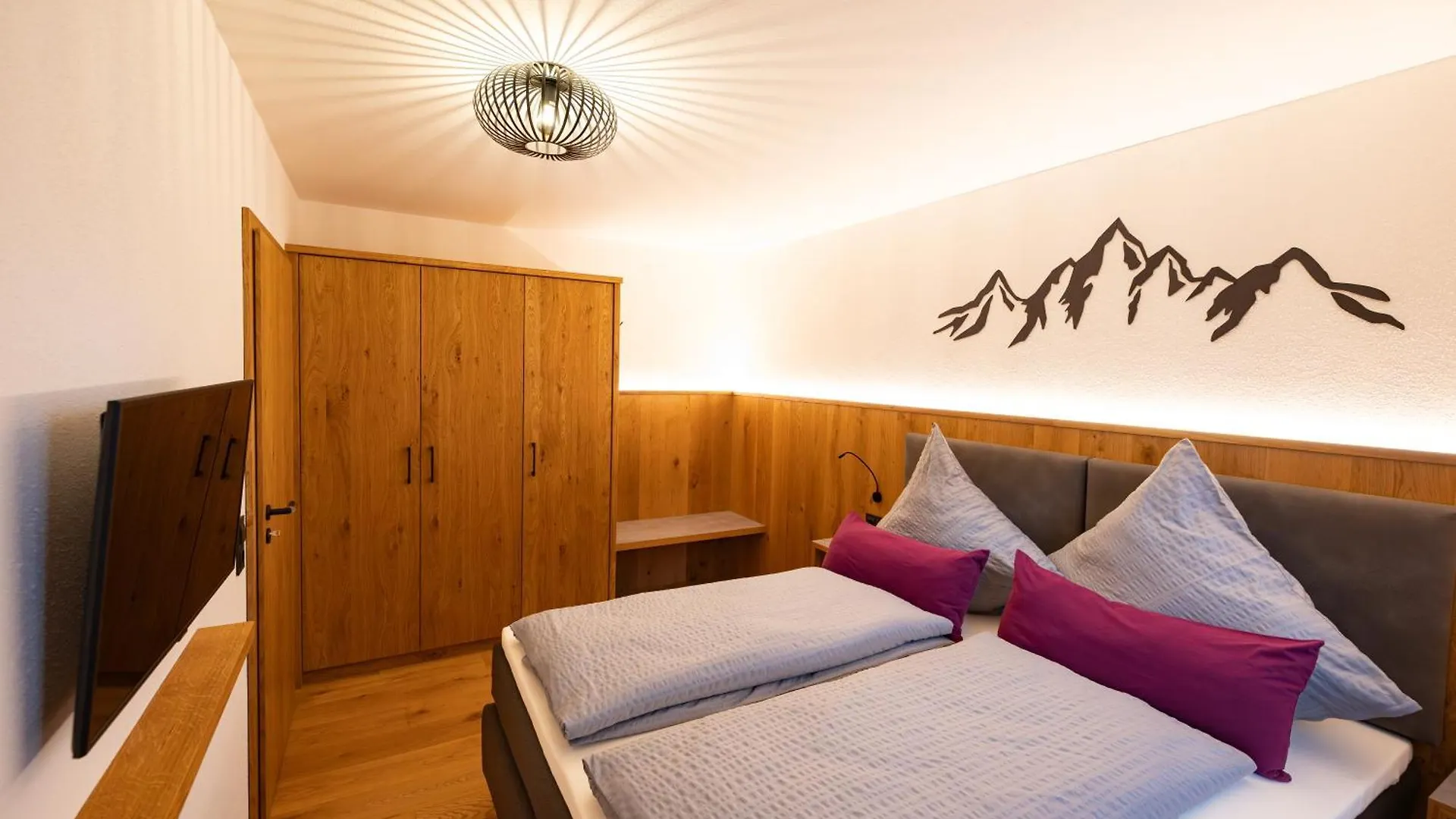 Apartment Ferienwohnung Sonnenplatz Roßhaupten